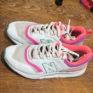 New Balance White and Pink Athletic Shoes 997H